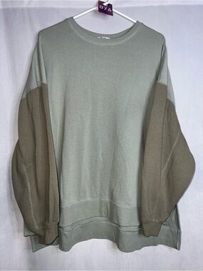 Z Supply Women’s Large Two-Tone Olive Crewneck Sweater PTP 27”